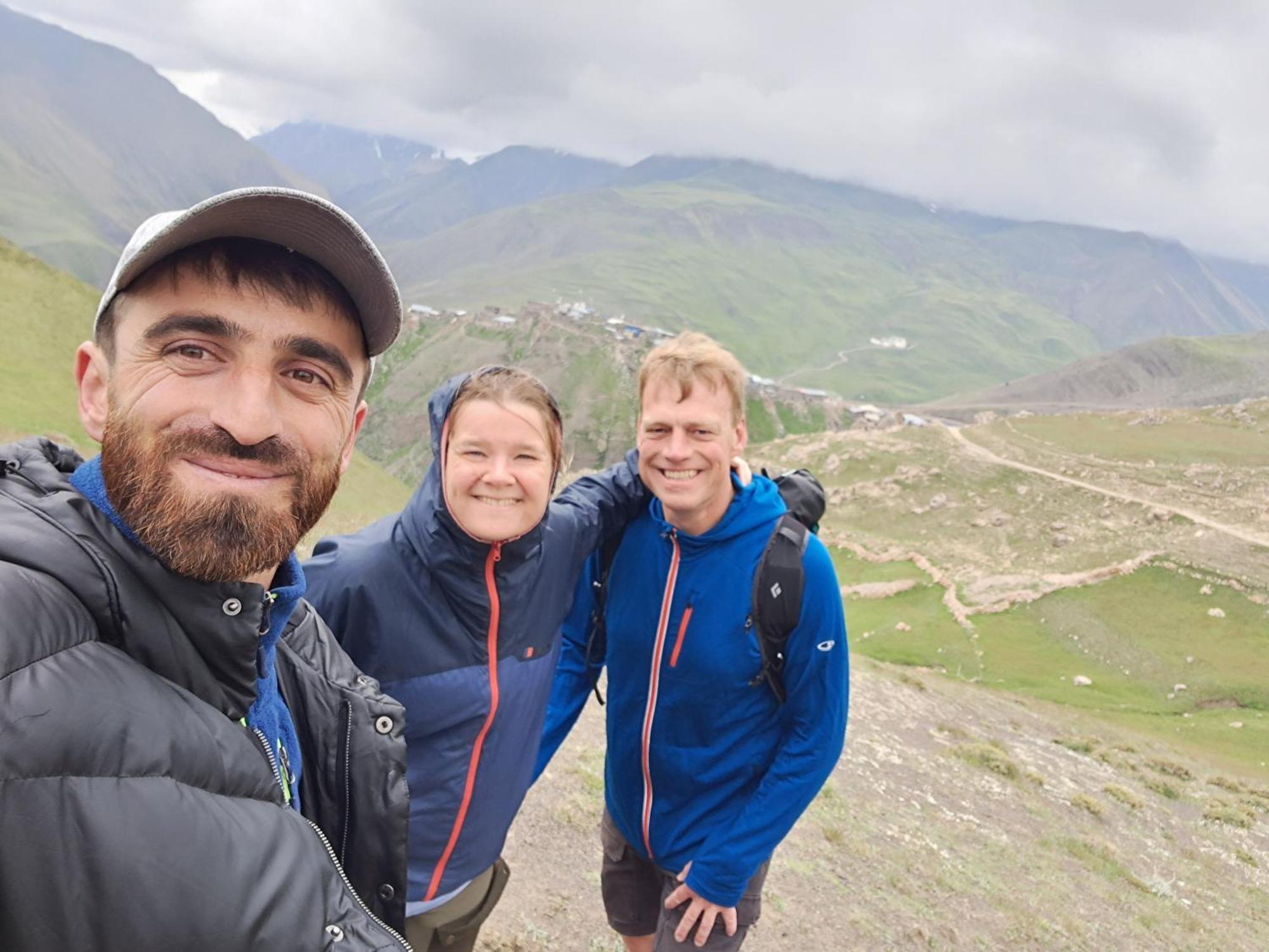 Xinaliq Khinalig Izzet'S Riverside Home Stay Exteriör bild