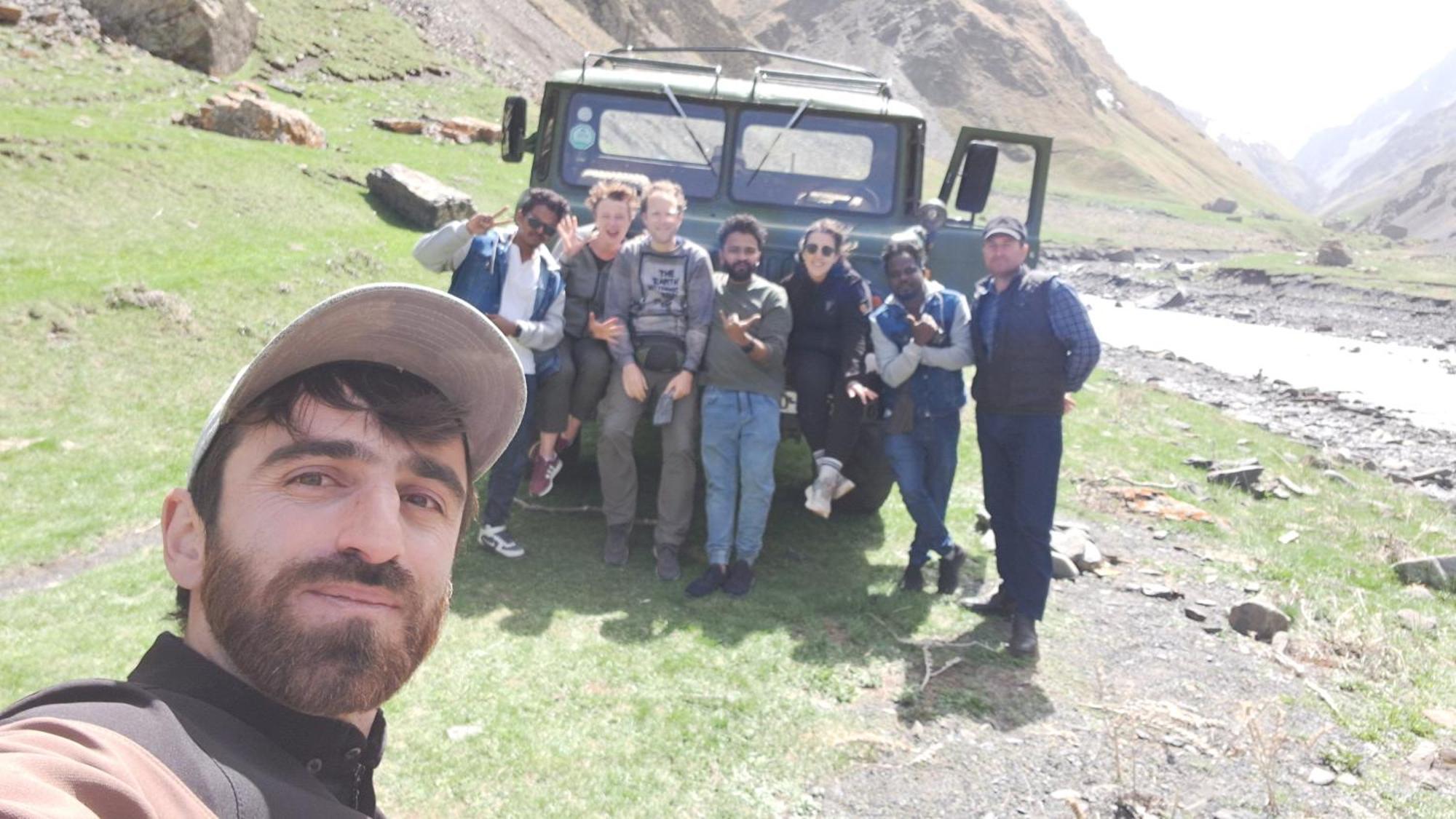 Xinaliq Khinalig Izzet'S Riverside Home Stay Exteriör bild