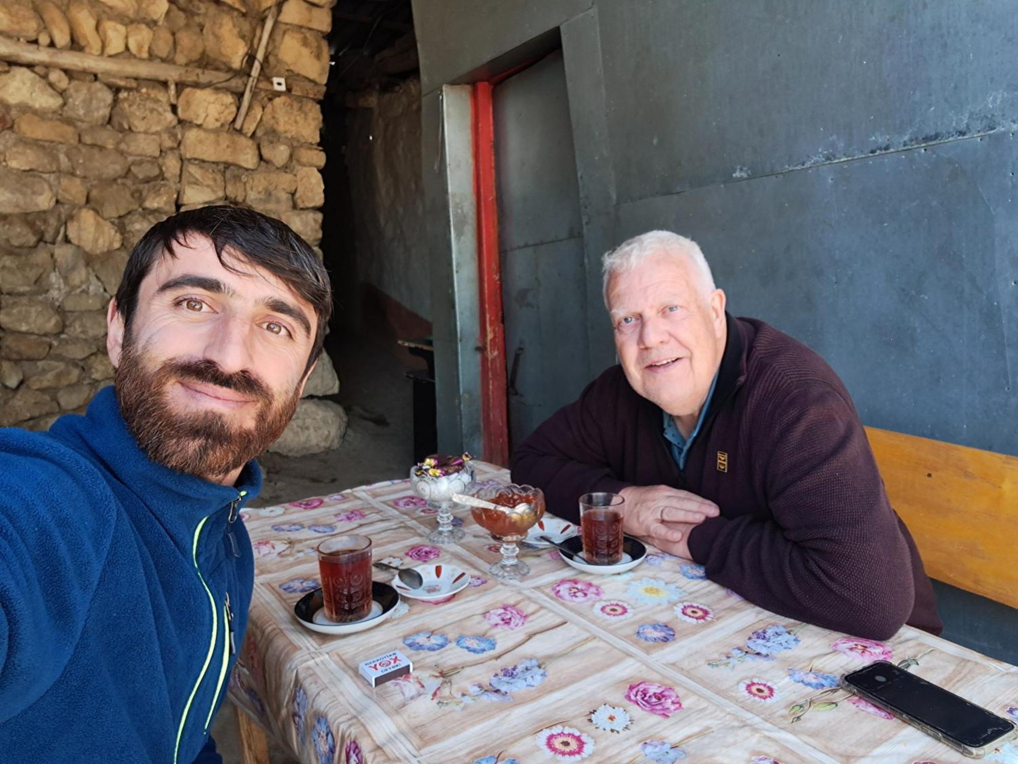 Xinaliq Khinalig Izzet'S Riverside Home Stay Exteriör bild