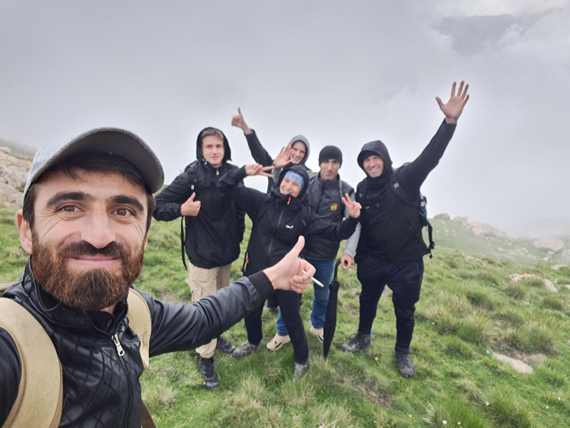 Xinaliq Khinalig Izzet'S Riverside Home Stay Exteriör bild