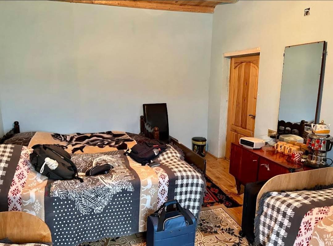 Xinaliq Khinalig Izzet'S Riverside Home Stay Exteriör bild