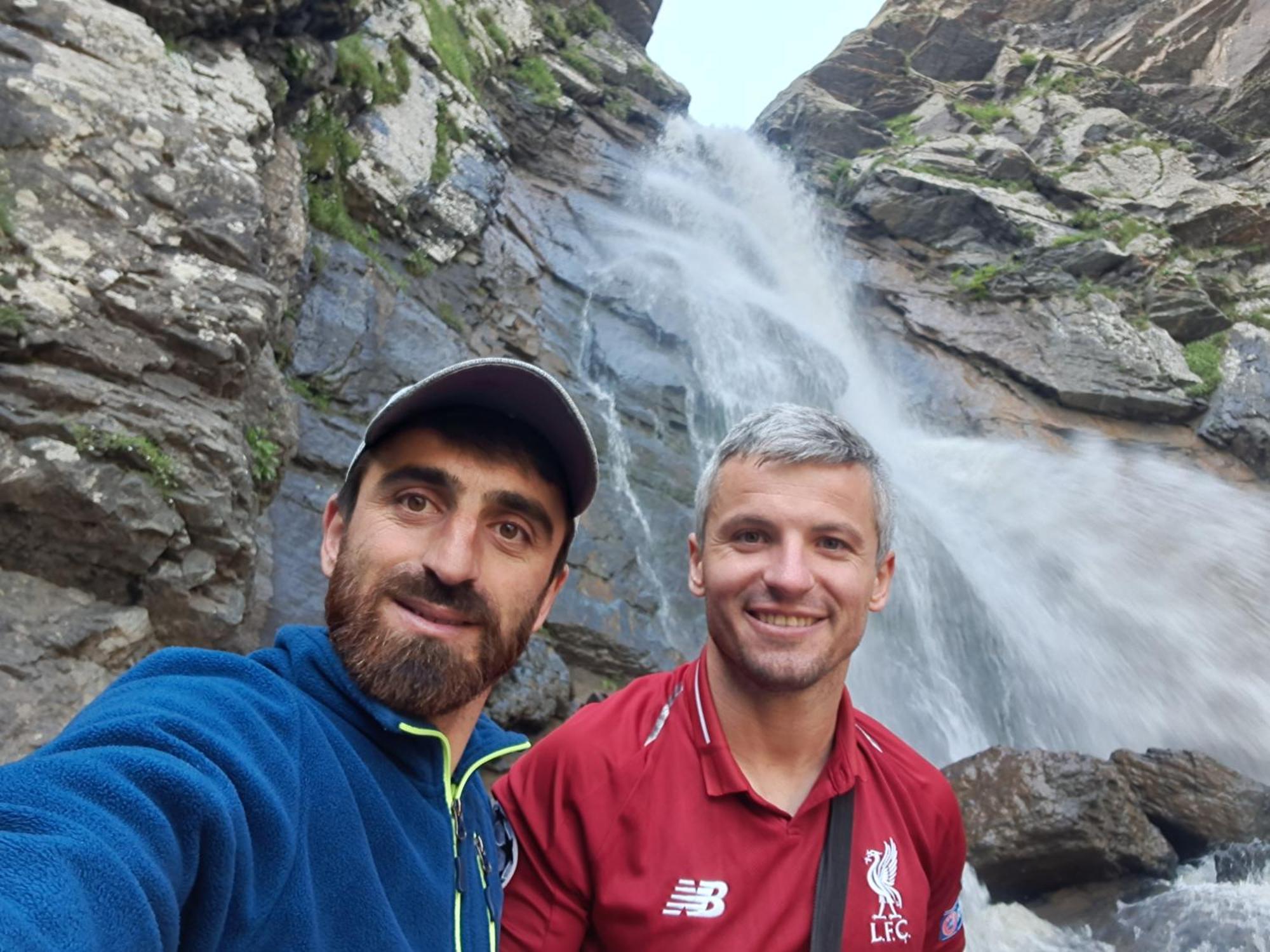 Xinaliq Khinalig Izzet'S Riverside Home Stay Exteriör bild